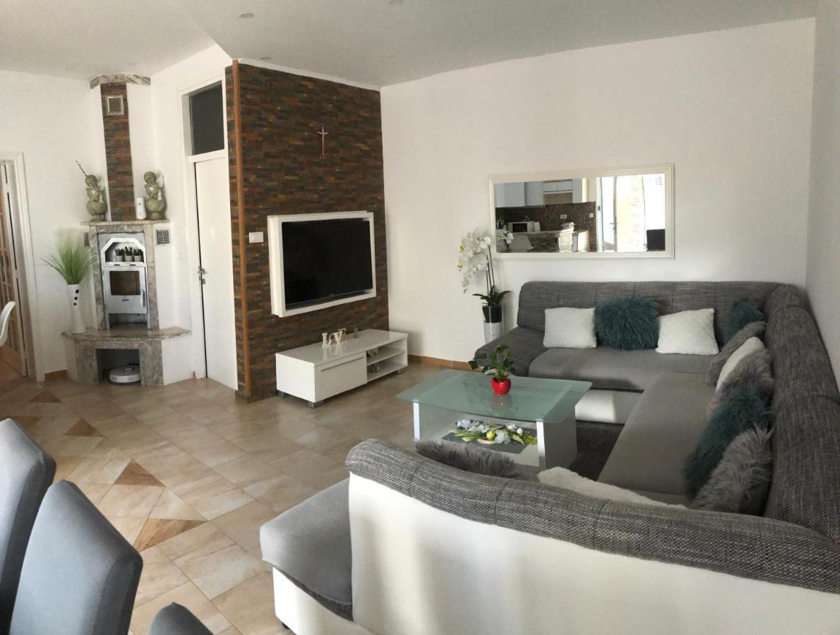 Apartments Ljube ماكارسكا المظهر الخارجي الصورة