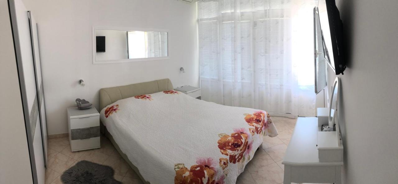 Apartments Ljube ماكارسكا المظهر الخارجي الصورة